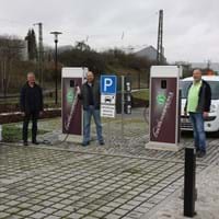 20201117 Bahnhofsareal E-Ladestationen (9).JPG
